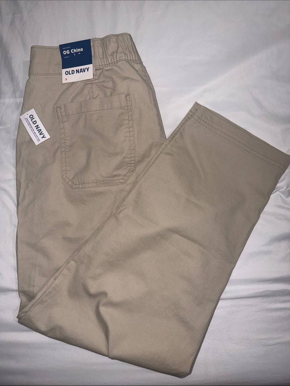 Old Navy Men's OG Chino Pants in Khaki